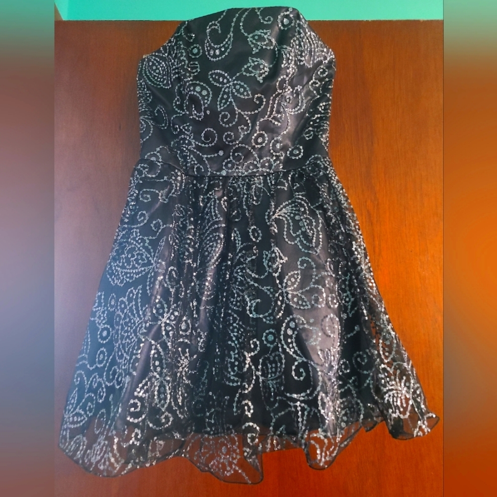 Dusty dark gray dress with floral glitter